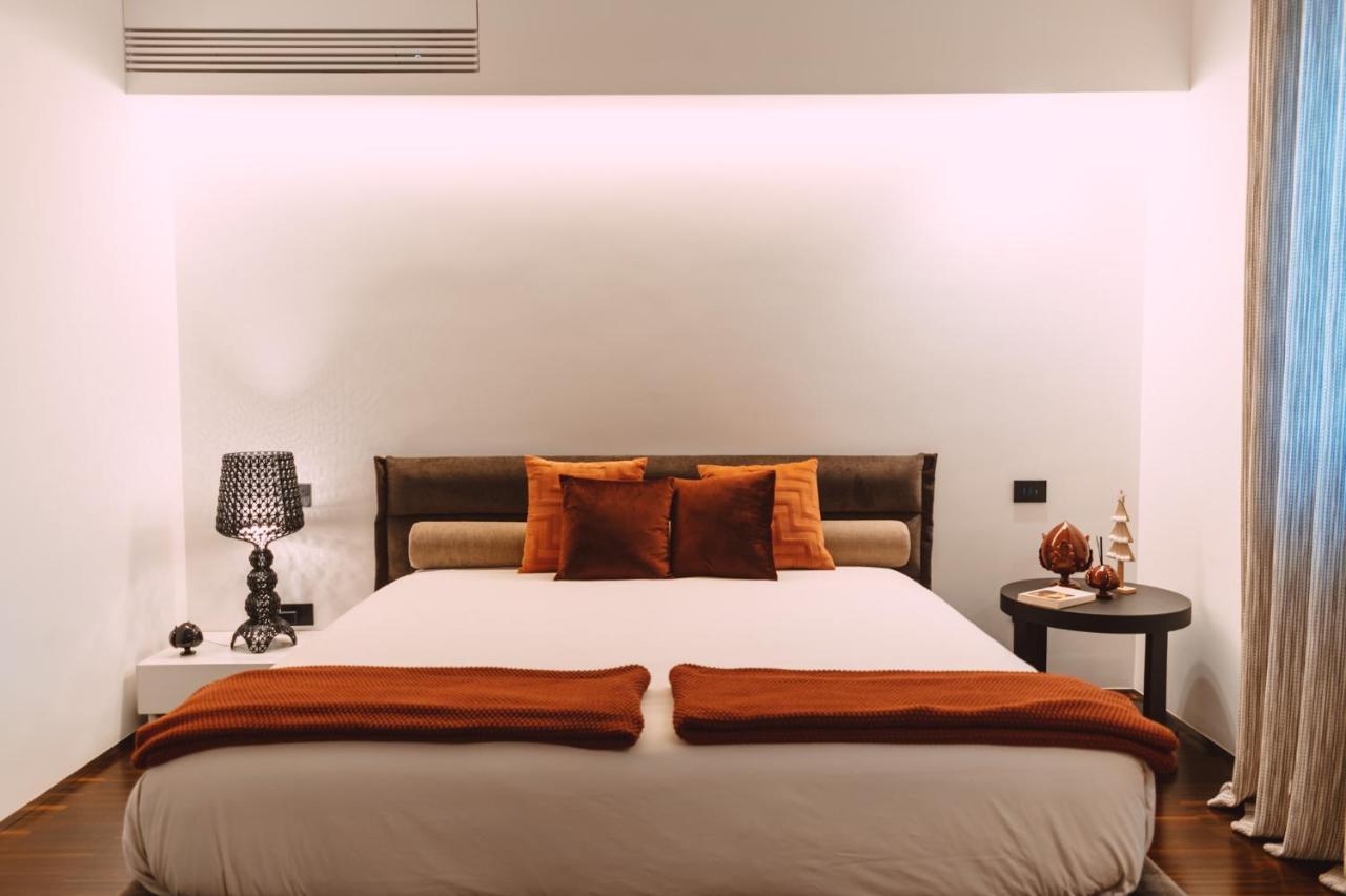 Viale Dei Lecci - Luxury Rooms 弗兰卡维拉丰塔纳 外观 照片